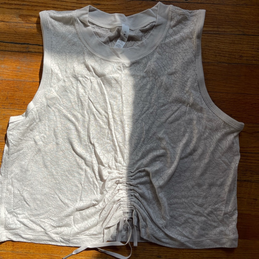 Lululemon tank top